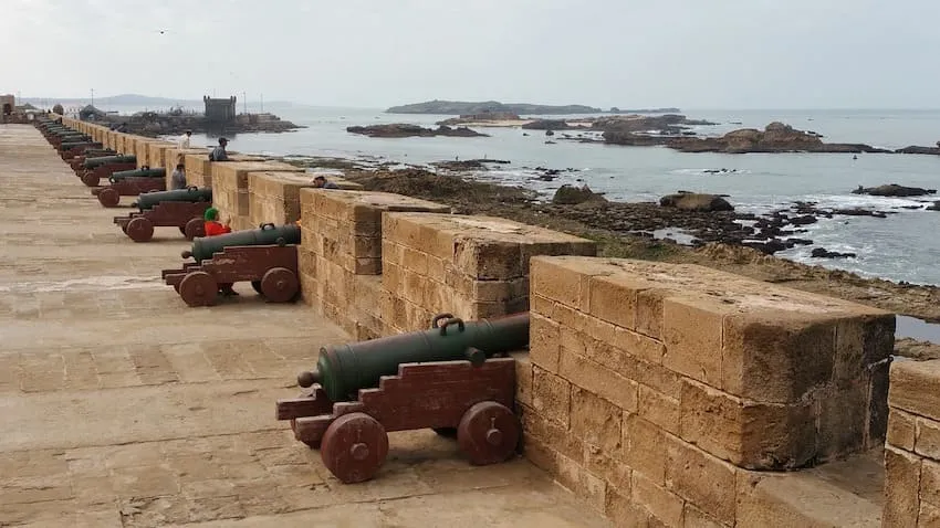 Des canons sur les remparts d'Essaouira